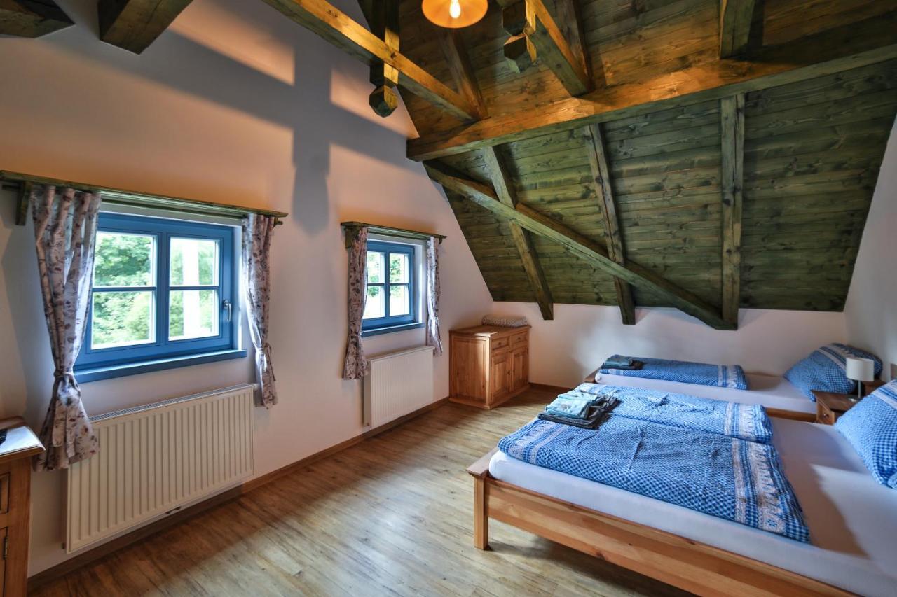 Roubenka U Zvonicky Vila Cejle Exterior foto
